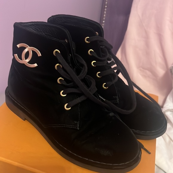 Chanel boots - Picture 4 of 4